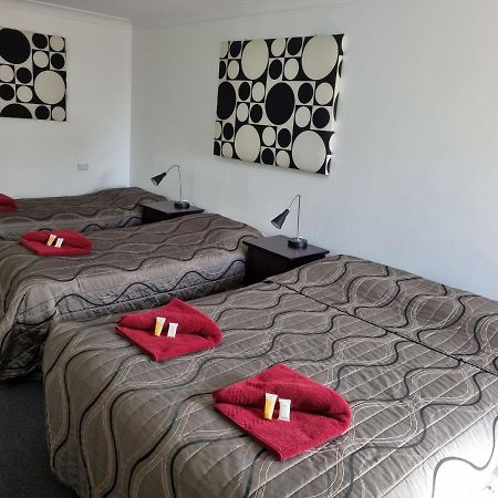 Taree Lodge Motel Buitenkant foto